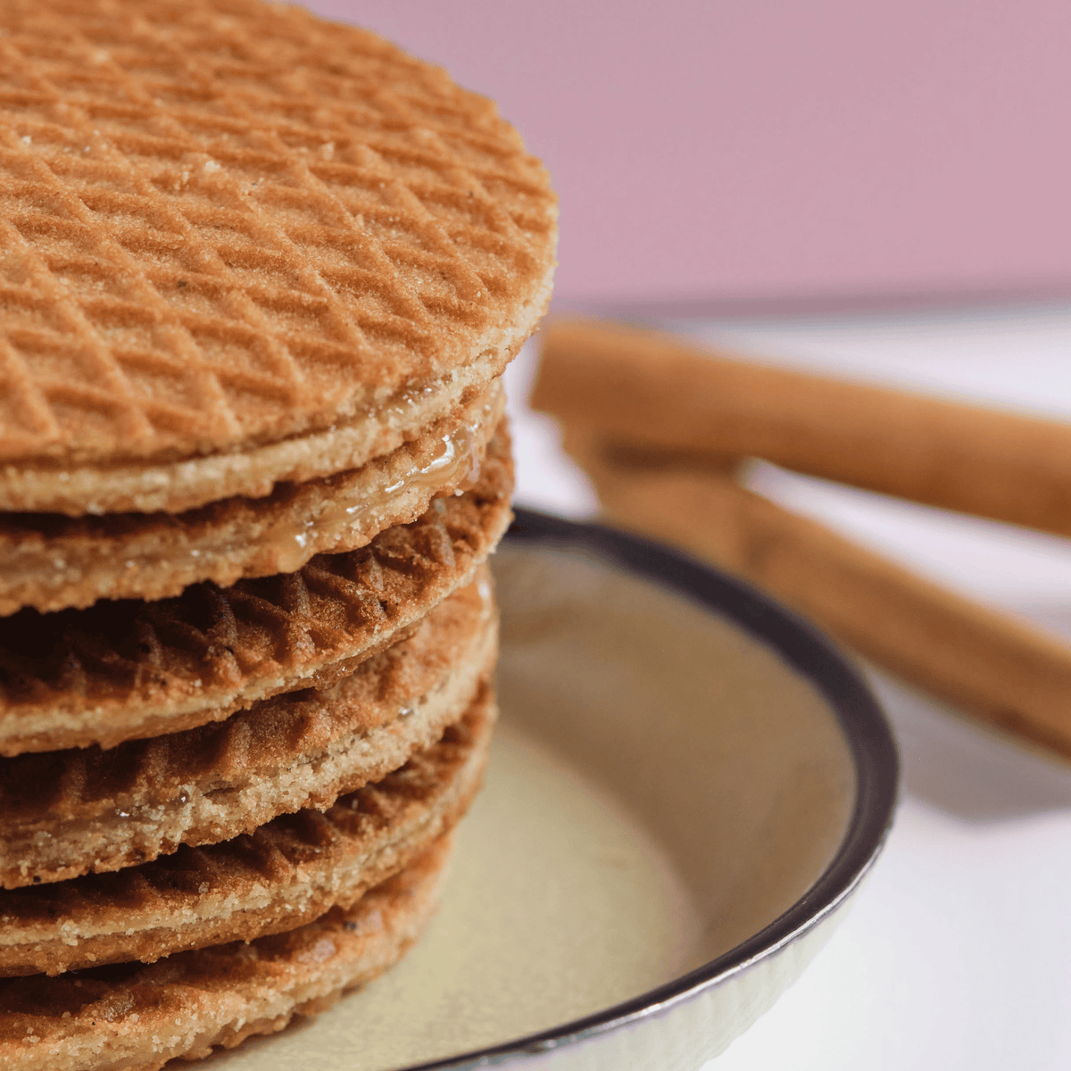 Box Waffles. Original Flavor (Cinnamon)